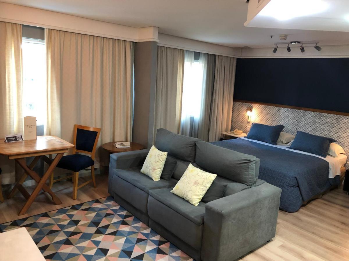 Apartamento Charmoso flat na Vila Olímpia entre os shoppings JK e Vila Olímpia São Paulo