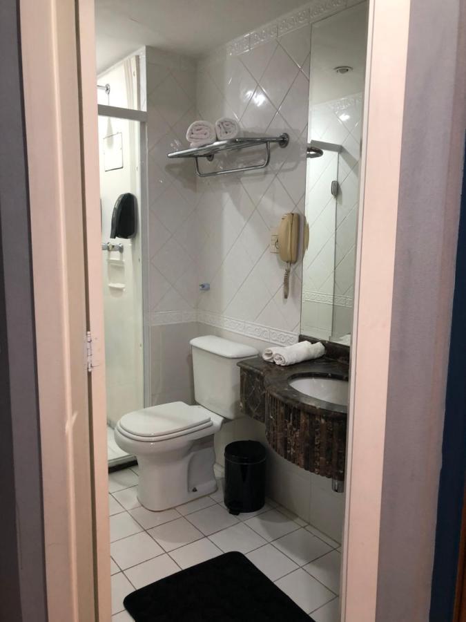 Charmoso flat na Vila Olímpia entre os shoppings JK e Vila Olímpia Apartamento