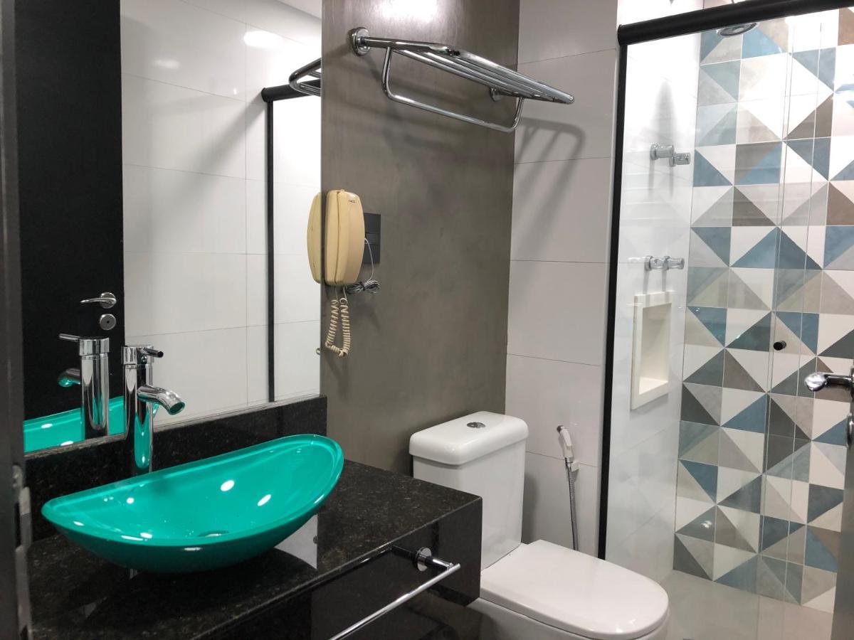 Charmoso flat na Vila Olímpia entre os shoppings JK e Vila Olímpia São Paulo