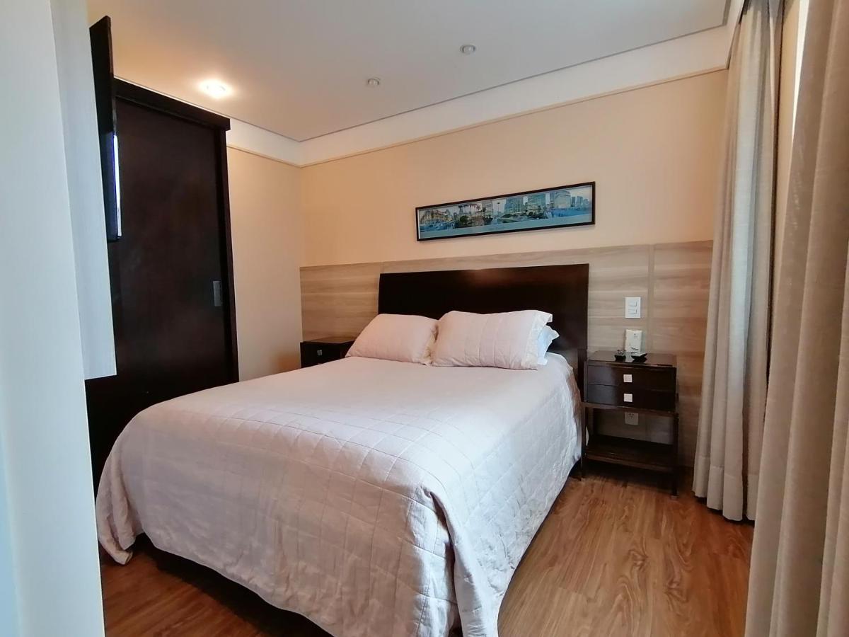 Apartamento Charmoso flat na Vila Olímpia entre os shoppings JK e Vila Olímpia