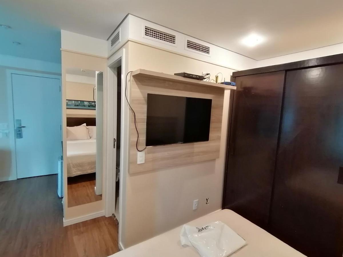 Charmoso flat na Vila Olímpia entre os shoppings JK e Vila Olímpia * São Paulo