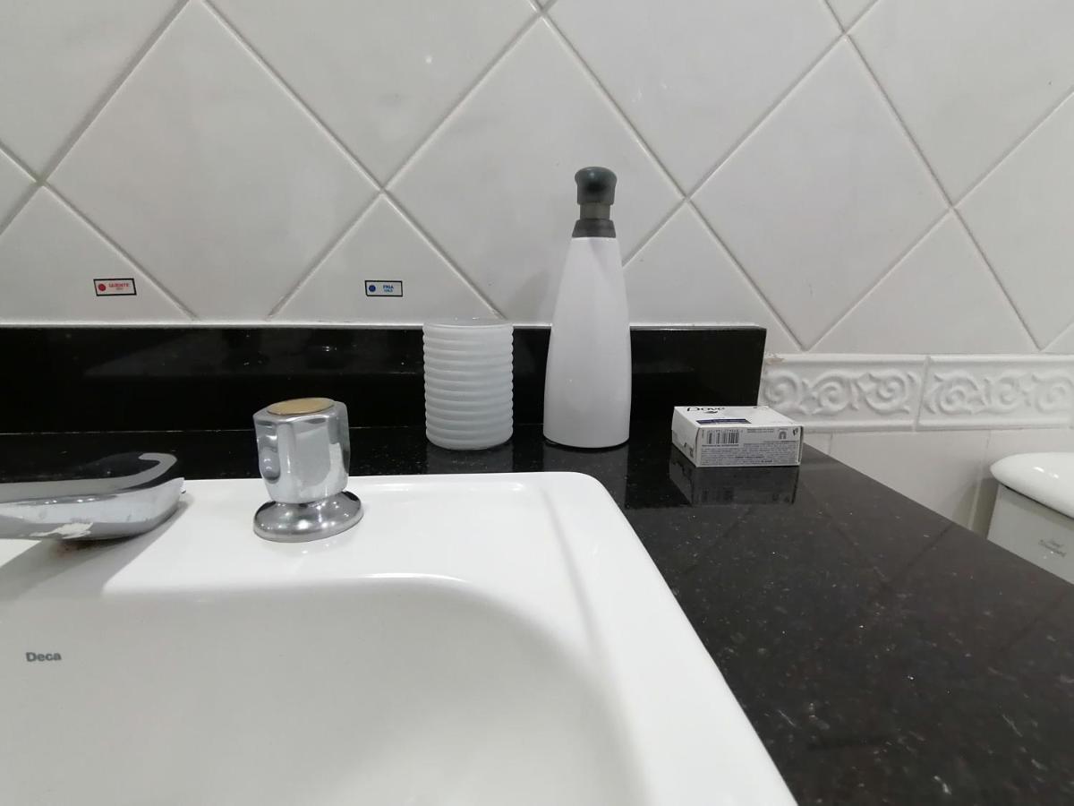 Charmoso flat na Vila Olímpia entre os shoppings JK e Vila Olímpia