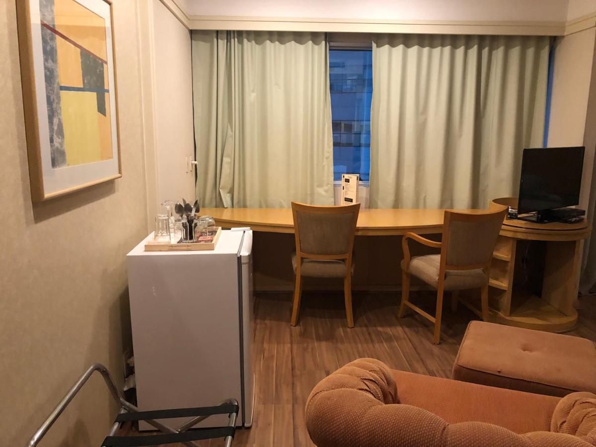 Apartamento Charmoso flat na Vila Olímpia entre os shoppings JK e Vila Olímpia *