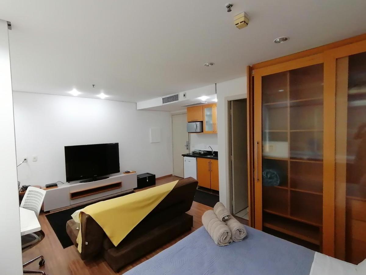 Apartamento Charmoso flat na Vila Olímpia entre os shoppings JK e Vila Olímpia